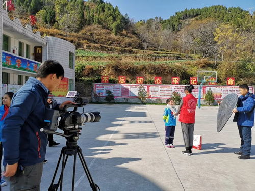 讓愛(ài)動(dòng)起來(lái)——有愛(ài)寶雞更精彩 志愿者公益形象片殺青紀(jì)實(shí)